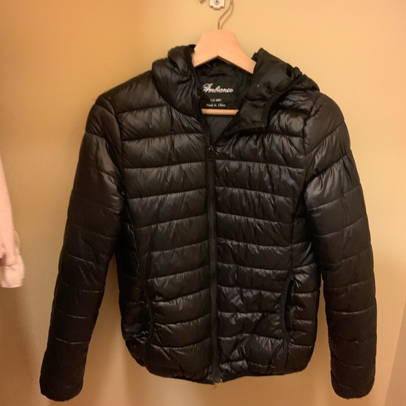 Clothes - Picture 10 of 12